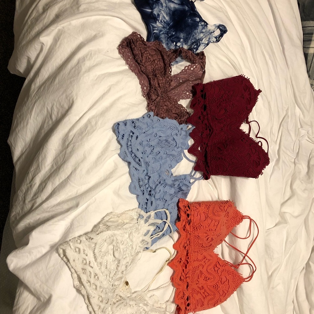 All size medium(with exception of blue the dye-One Size